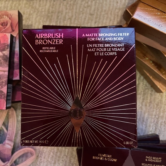 NEW Charlotte Tilbury Airbrush Powder in Fair - NEW in Box - Picture 6 of 10